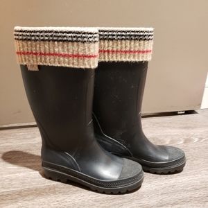 Burberry Classic Check Rubber Rain Boots